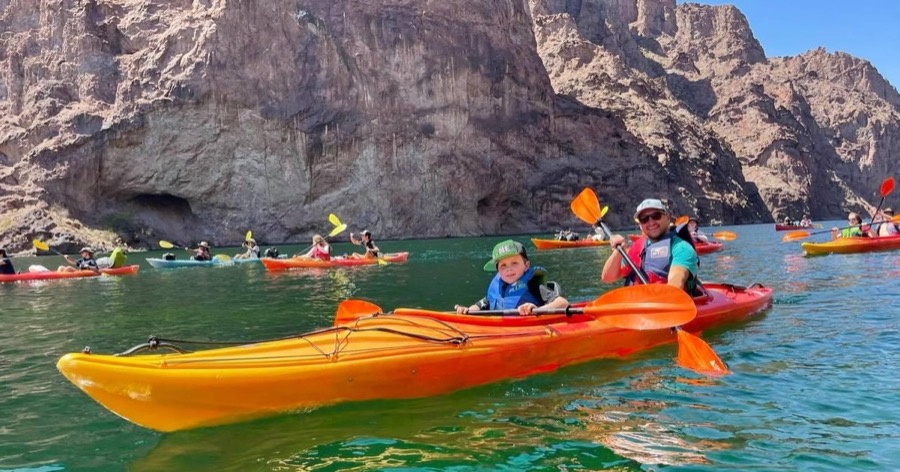 Tour photo: From Las Vegas: Kayak Rental with Shuttle to Emerald Cave